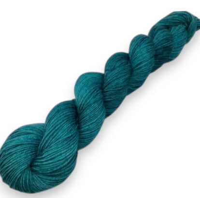 Leading Men Fiber Arts Show Stopper Mini